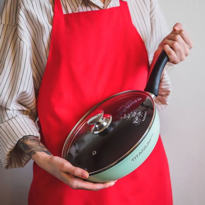 Lime Nonstick Pan with Removable Handle